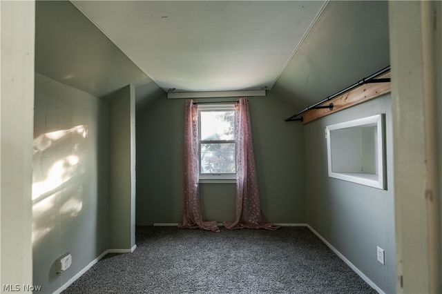 395 E 324th Street, Willowick, OH 44095
