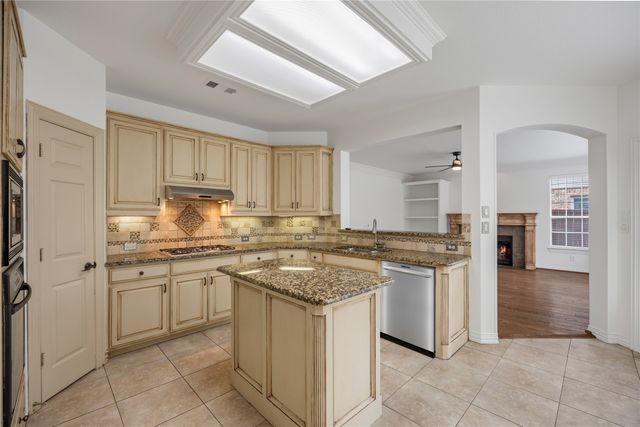 4758 Ridgeland Drive, Frisco, TX 75034