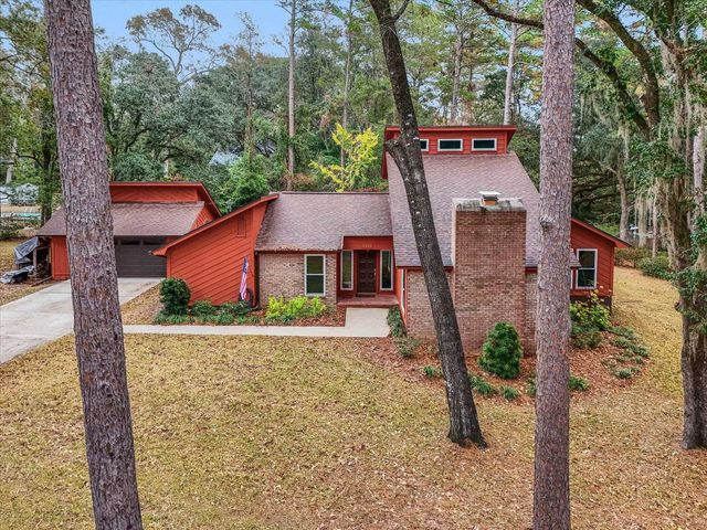 2424 Winthrop Road, Tallahassee, FL 32308