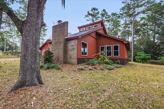 2424 Winthrop Road, Tallahassee, FL 32308