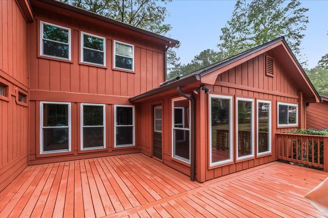 2424 Winthrop Road, Tallahassee, FL 32308