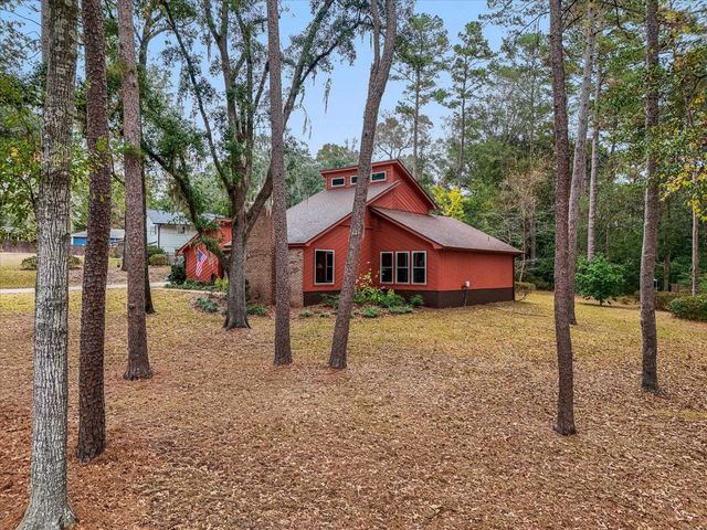 2424 Winthrop Road, Tallahassee, FL 32308
