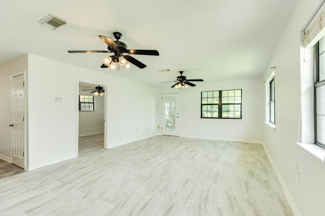 123 County Road 458d Drive, Angleton, TX 77515
