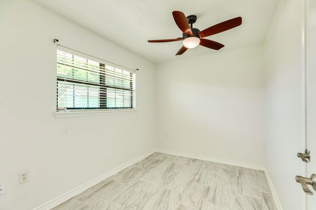 123 County Road 458d Drive, Angleton, TX 77515