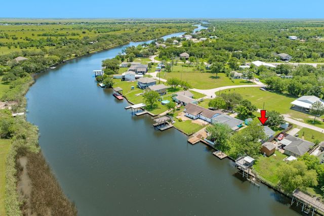 123 County Road 458d Drive, Angleton, TX 77515