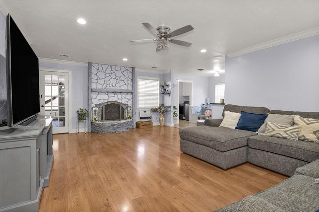 15010 Falling Creek Drive, Houston, TX 77068