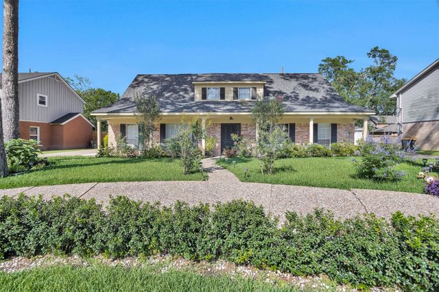 15010 Falling Creek Drive, Houston, TX 77068