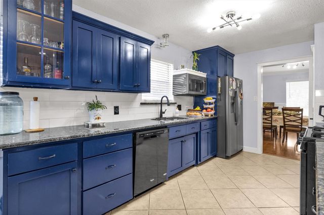 15010 Falling Creek Drive, Houston, TX 77068