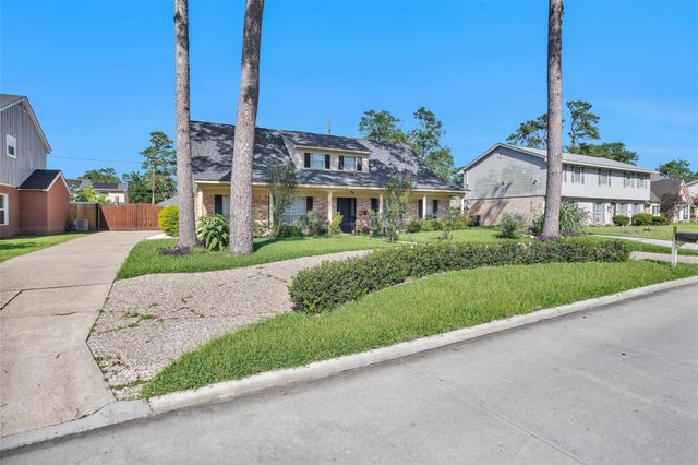 15010 Falling Creek Drive, Houston, TX 77068