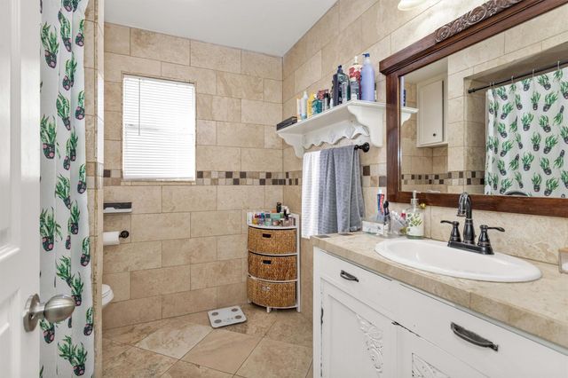 15010 Falling Creek Drive, Houston, TX 77068