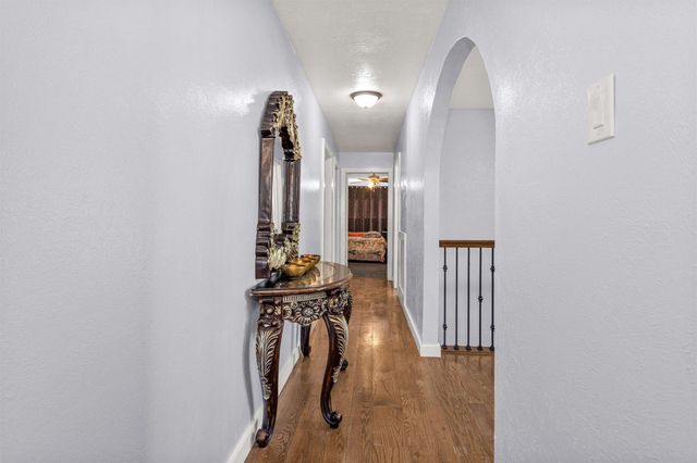 15010 Falling Creek Drive, Houston, TX 77068
