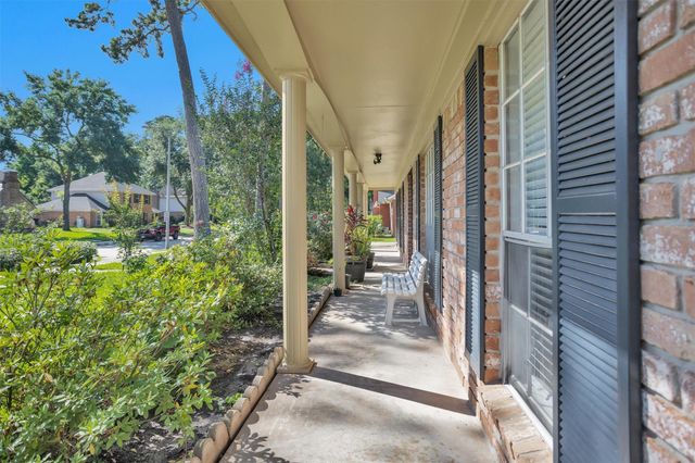 15010 Falling Creek Drive, Houston, TX 77068