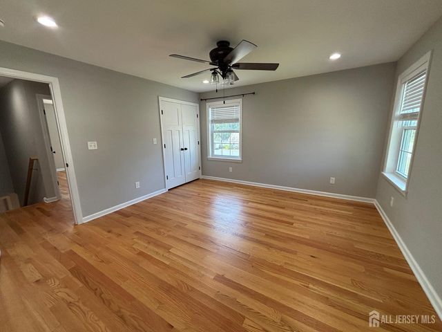 800 Drake Avenue, Middlesex, NJ 08846
