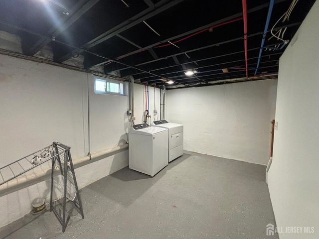 800 Drake Avenue, Middlesex, NJ 08846
