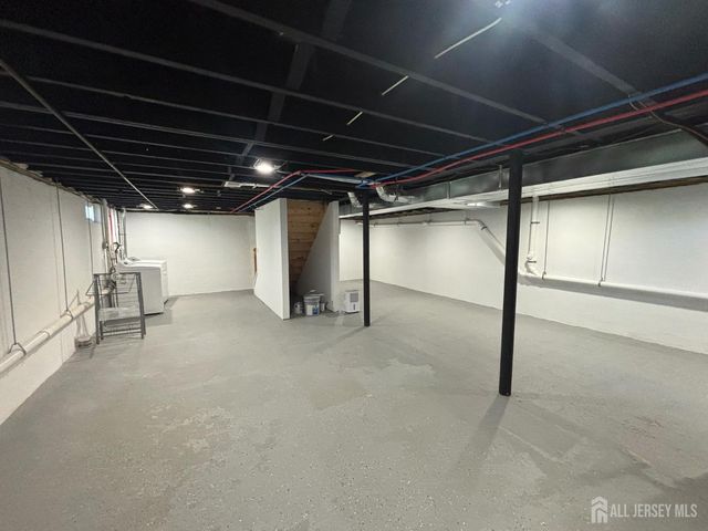 800 Drake Avenue, Middlesex, NJ 08846