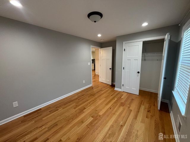 800 Drake Avenue, Middlesex, NJ 08846