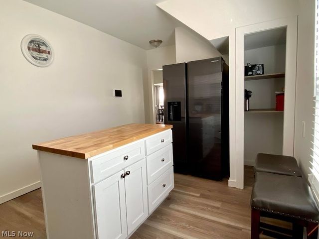 3909 Memphis Avenue, Cleveland, OH 44109