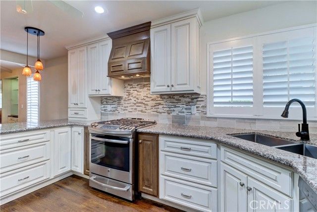 2509 View Lake, Santa Ana, CA 92705