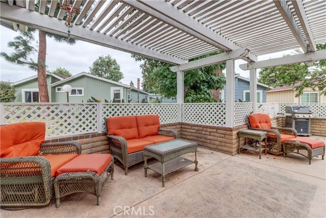 2509 View Lake, Santa Ana, CA 92705