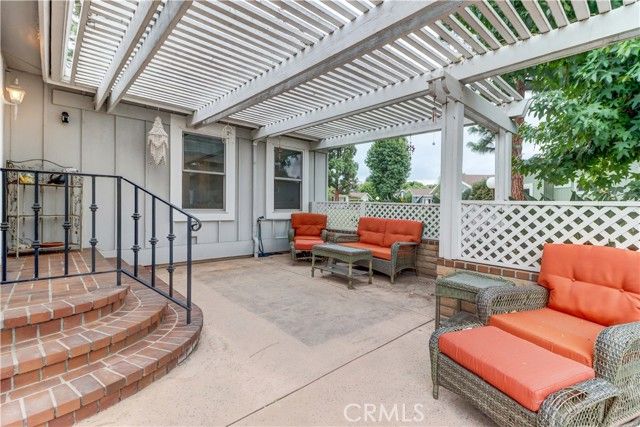 2509 View Lake, Santa Ana, CA 92705