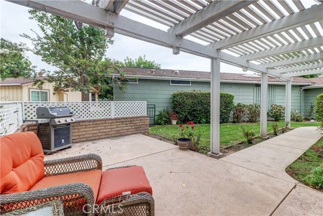 2509 View Lake, Santa Ana, CA 92705