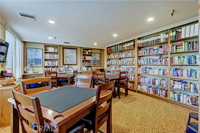 2509 View Lake, Santa Ana, CA 92705