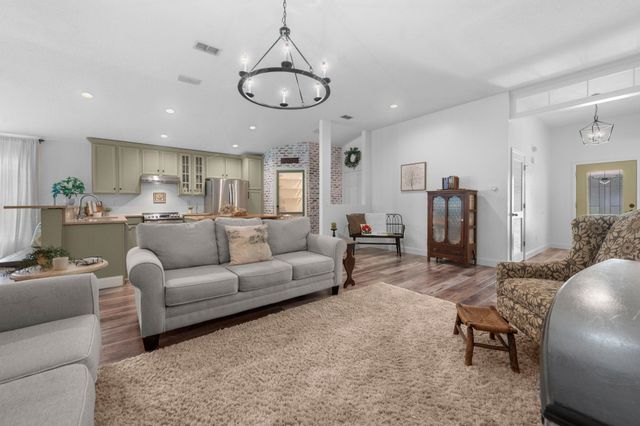 172 Silver Glen Ave, St Augustine, FL 32092