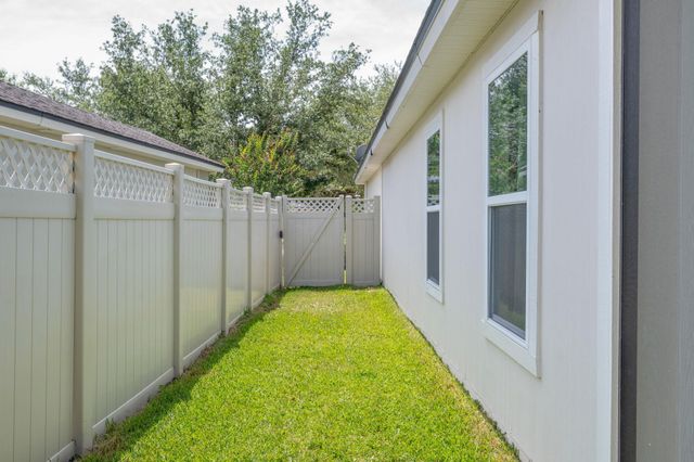 172 Silver Glen Ave, St Augustine, FL 32092