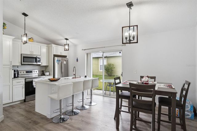 2409 LINCOLNSHIRE COURT, Kissimmee, FL 34743