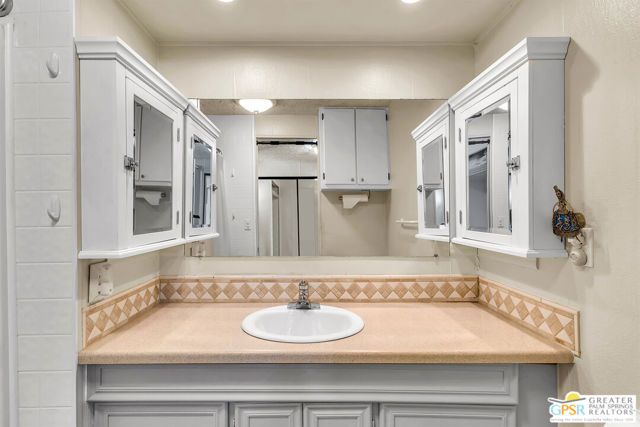 603 Cameo, Palm Springs, CA 92264
