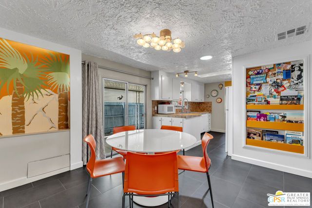 603 Cameo, Palm Springs, CA 92264