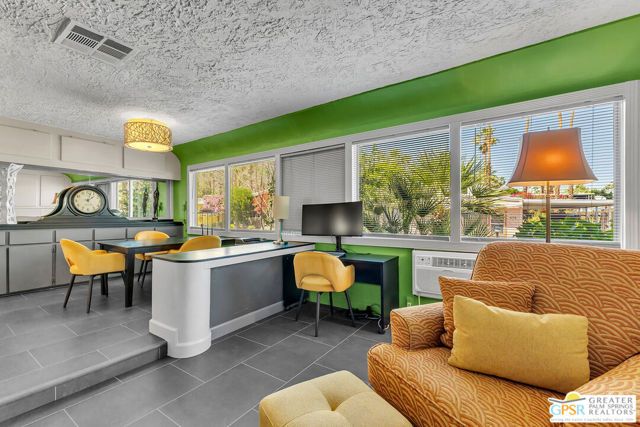 603 Cameo, Palm Springs, CA 92264