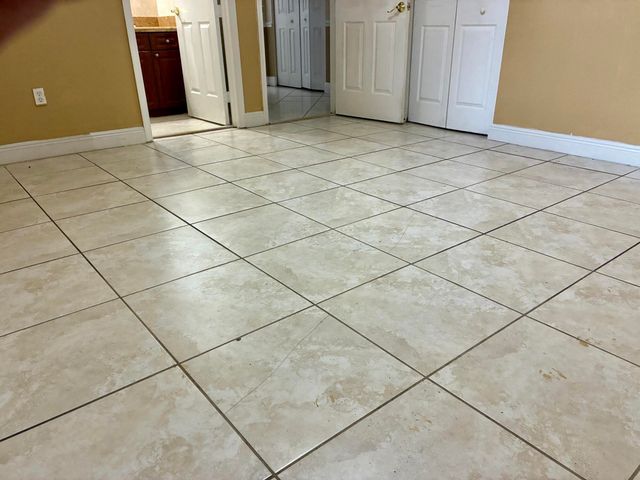 2200 NW 5th Street, Pompano Beach, FL 33069