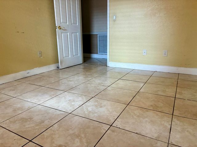 2200 NW 5th Street, Pompano Beach, FL 33069