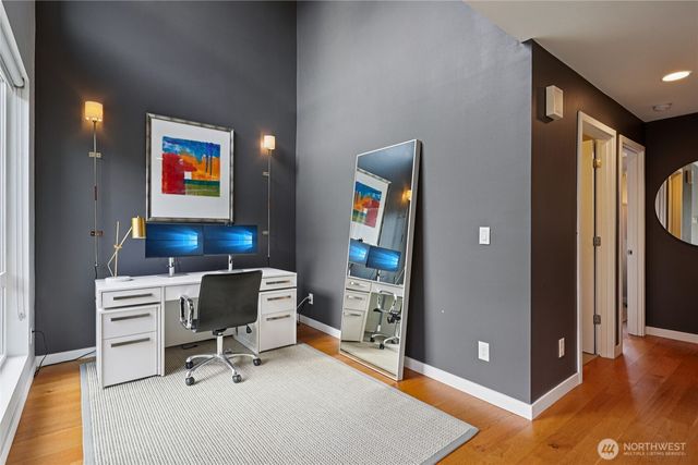 1230 W Emerson Street, Seattle, WA 98119