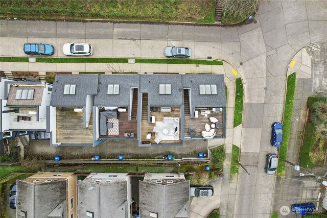 1230 W Emerson Street, Seattle, WA 98119