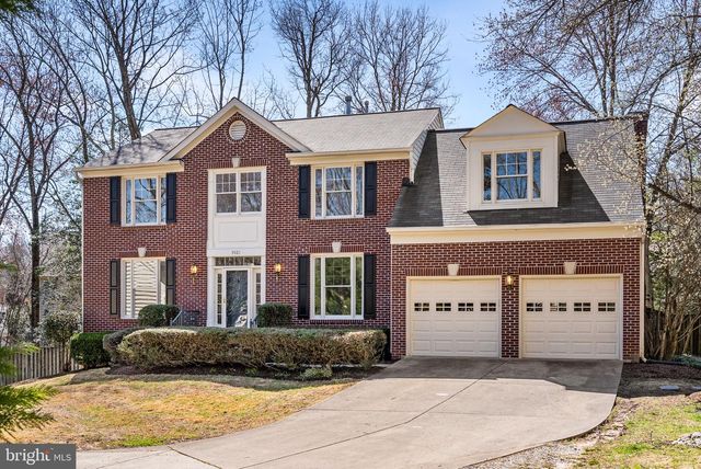 9321 HALLSTON CT, Fairfax Station, VA 22039