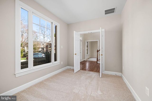 9321 HALLSTON CT, Fairfax Station, VA 22039