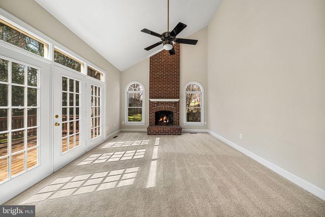 9321 HALLSTON CT, Fairfax Station, VA 22039