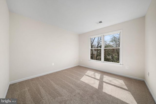 9321 HALLSTON CT, Fairfax Station, VA 22039