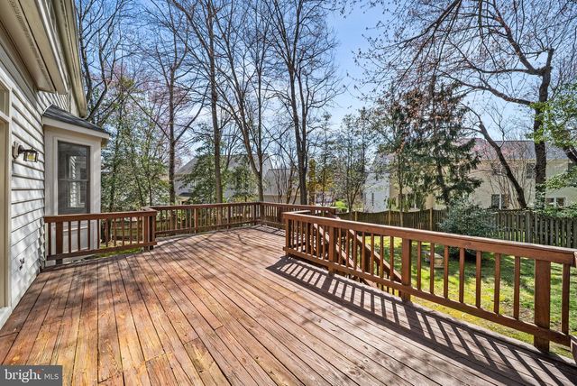 9321 HALLSTON CT, Fairfax Station, VA 22039