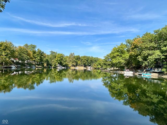 952 W Kamleifer Drive, Nineveh, IN 46164