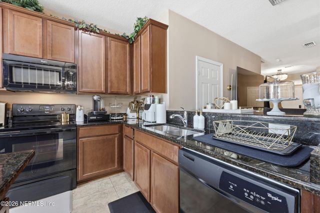 637 GROVER Lane, Orange Park, FL 32065