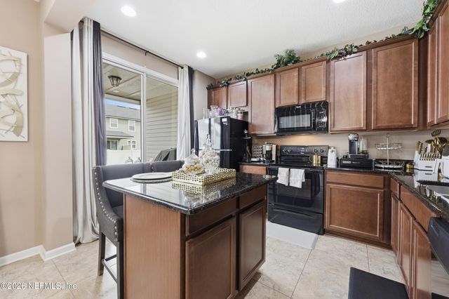 637 GROVER Lane, Orange Park, FL 32065