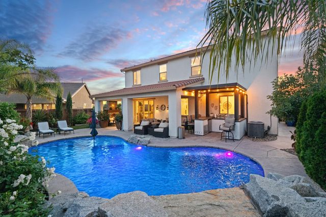 9331 Coral Bell Way, Sacramento, CA 95829