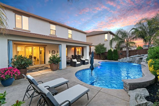 9331 Coral Bell Way, Sacramento, CA 95829