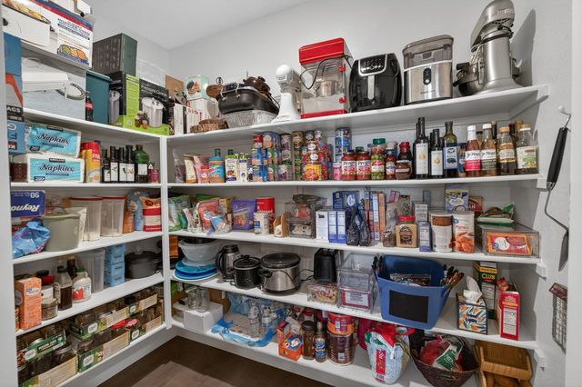 9331 Coral Bell Way, Sacramento, CA 95829