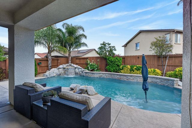 9331 Coral Bell Way, Sacramento, CA 95829