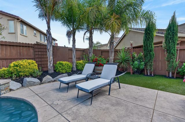 9331 Coral Bell Way, Sacramento, CA 95829