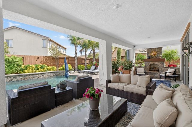 9331 Coral Bell Way, Sacramento, CA 95829